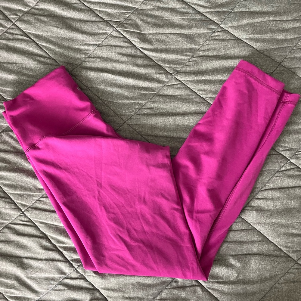 Lululemon Wunder Train High-Rise Tight 25" size 6 hot Pink